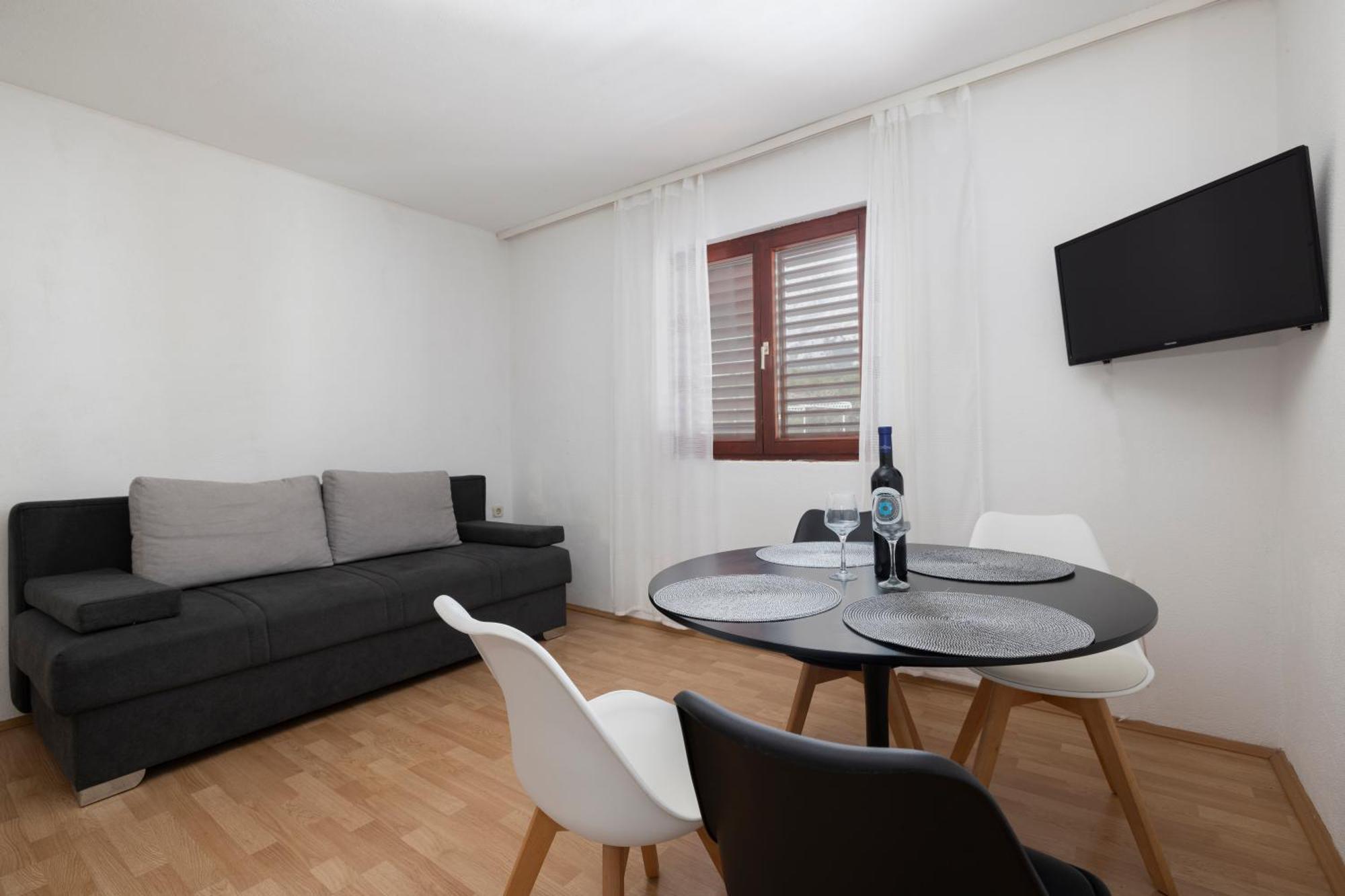 Apartments Family Roso بروماجنا المظهر الخارجي الصورة
